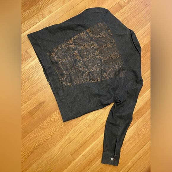 Freeborn Copper & Denim Men’s Size 48 GOld Embellished Dark Jean Jacket - Picture 2 of 5
